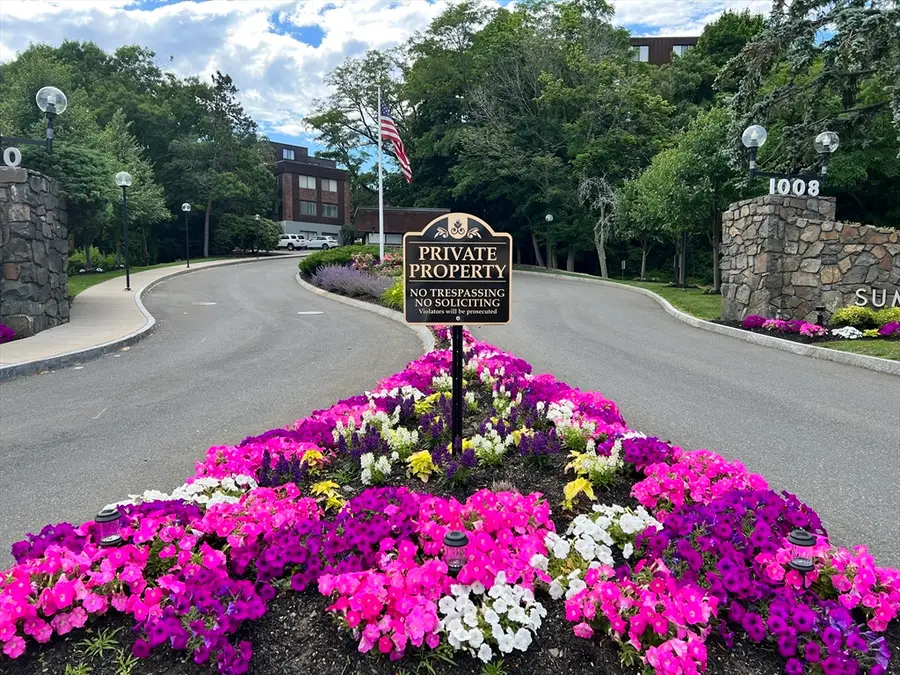 1008 Paradise Road #3N, Swampscott, MA 01907 - #2