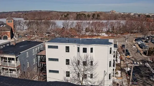 252 Lexington Avenue #3, Cambridge, MA 02138