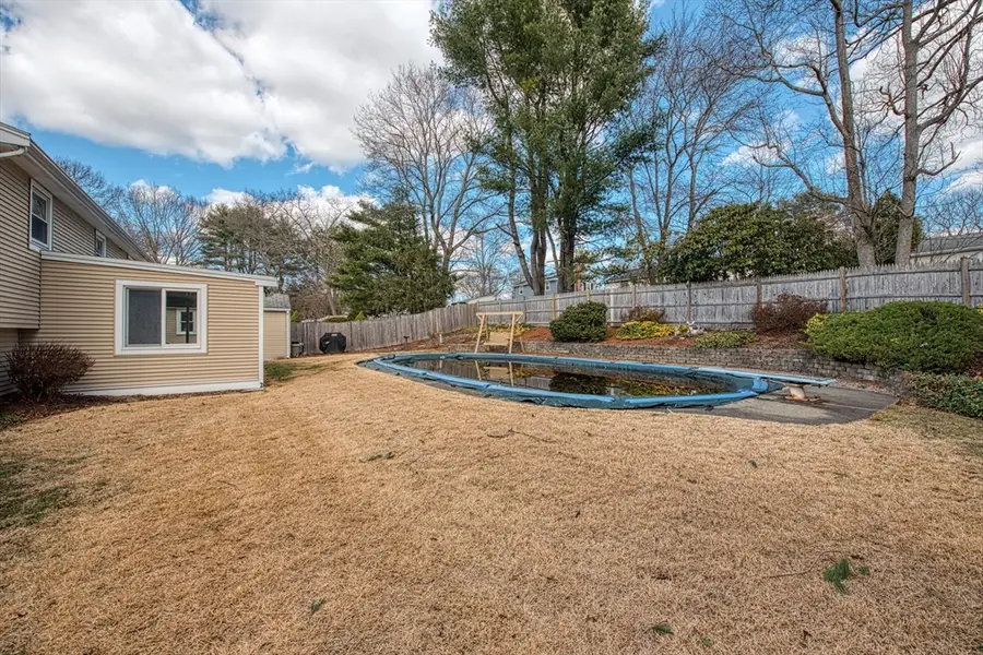 16 Sudbury St, Brockton, MA 02301 - #3