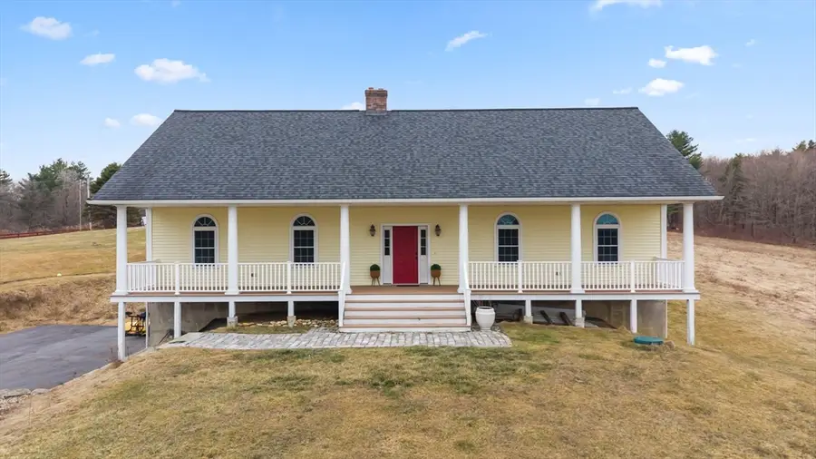 126 Howe St, East Brookfield, MA 01515 - #2