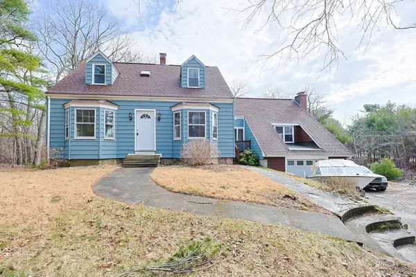 234 York St, Canton, MA 02021