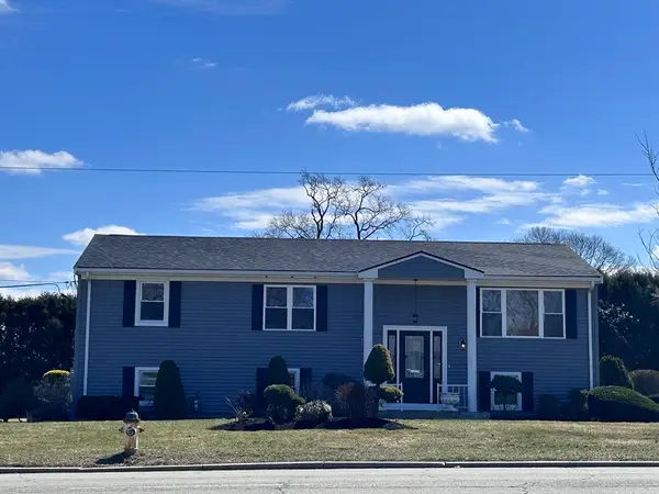 585 N Eastern Ave, Fall River, MA 02720