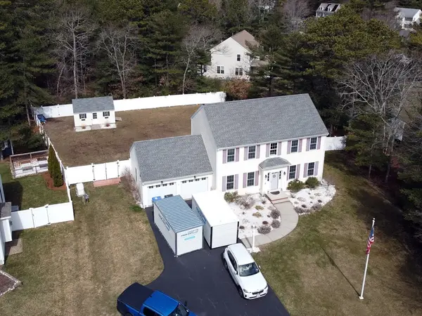 35 Settlers Way, Bourne, MA 02532