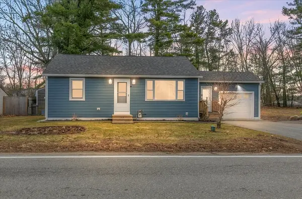 18 Old Rd, Plaistow, NH 03865