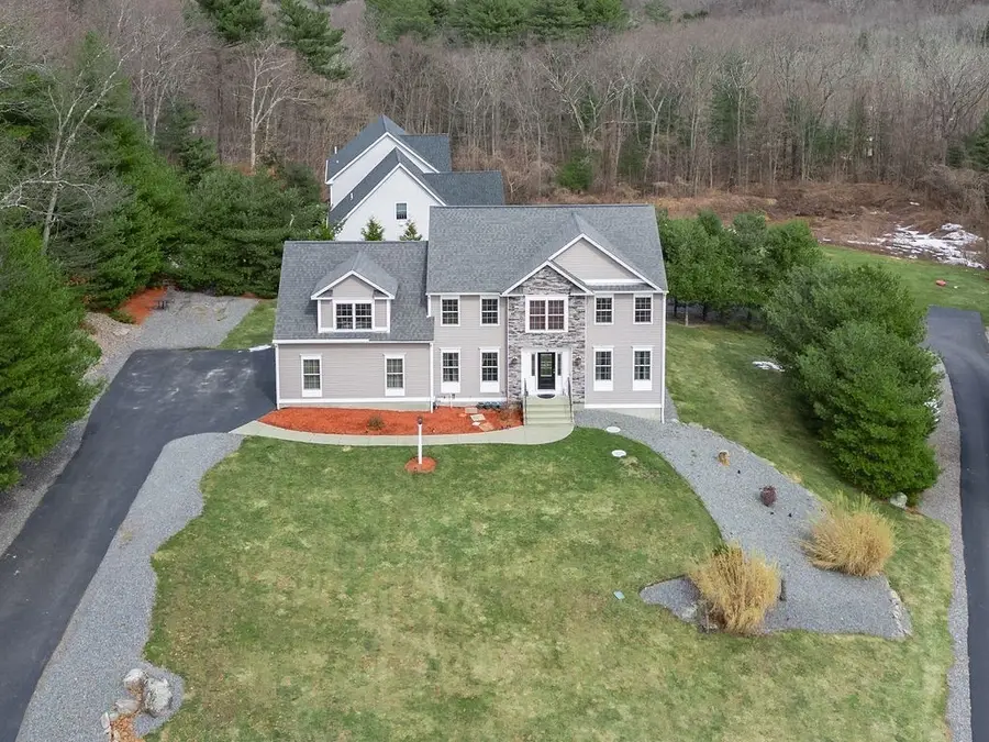 14 Longbrook Dr, Cumberland, RI 02864 - #2