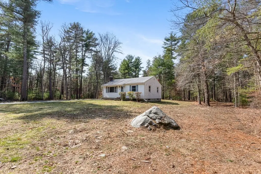 20 Freeman St, Norton, MA 02766 - #1