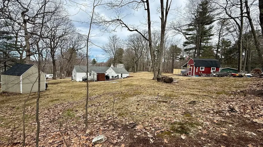 59 Redstone Hill Rd, Sterling, MA 01564 - #3