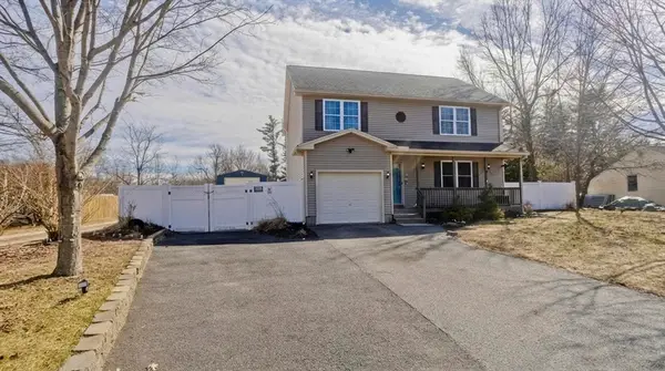 31 Acrebrook Rd, Springfield, MA 01129