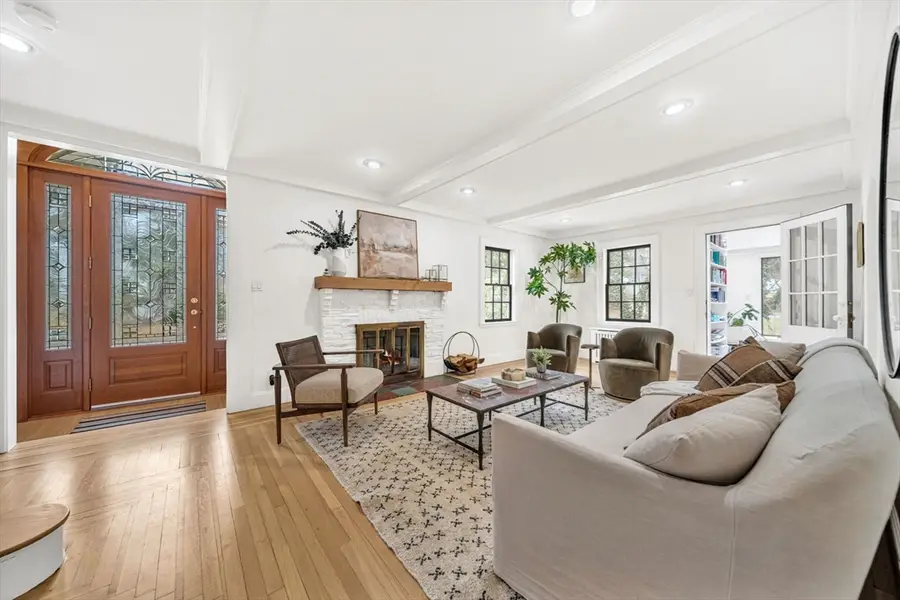 21 Cunningham Road, Wellesley, MA 02481 - #3