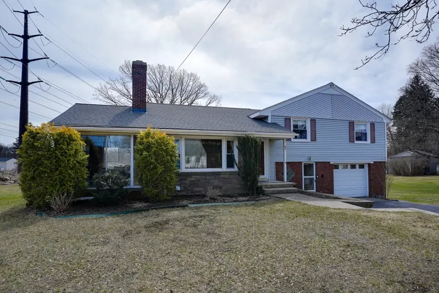 95 Grove St, Shrewsbury, MA 01545 - #3