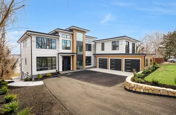 156 Crabtree, Quincy, MA 02171