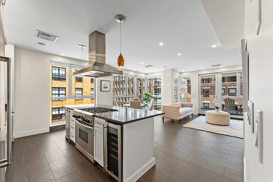 99-105 Broad St #8B, Boston, MA 02110 - #2