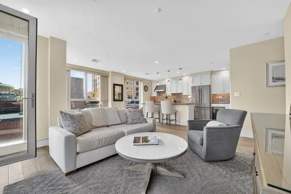 99-105 Broad St #8C, Boston, MA 02110