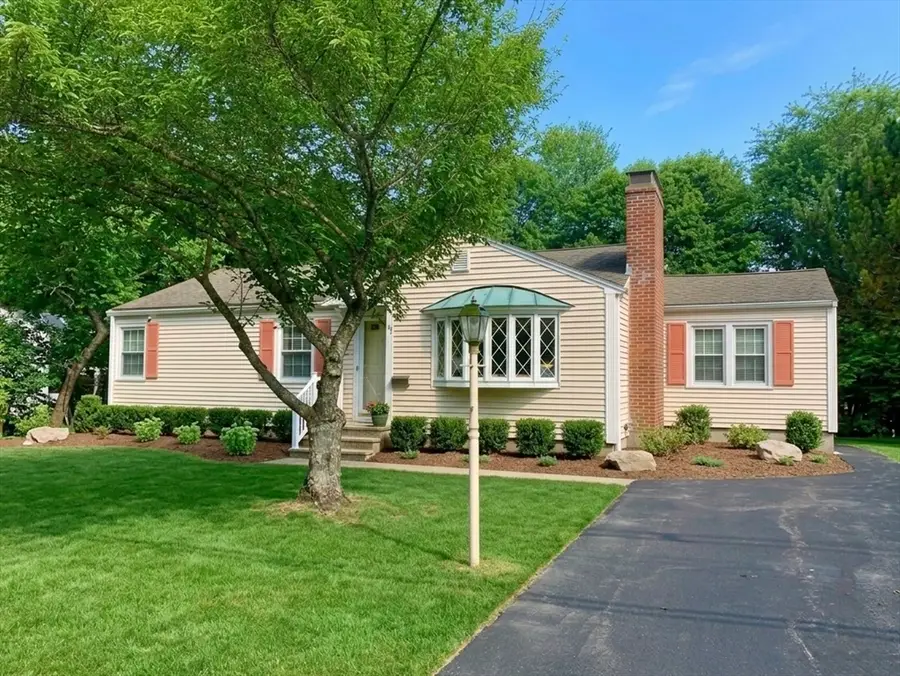 31 Francis Ave, Shrewsbury, MA 01545 - #2