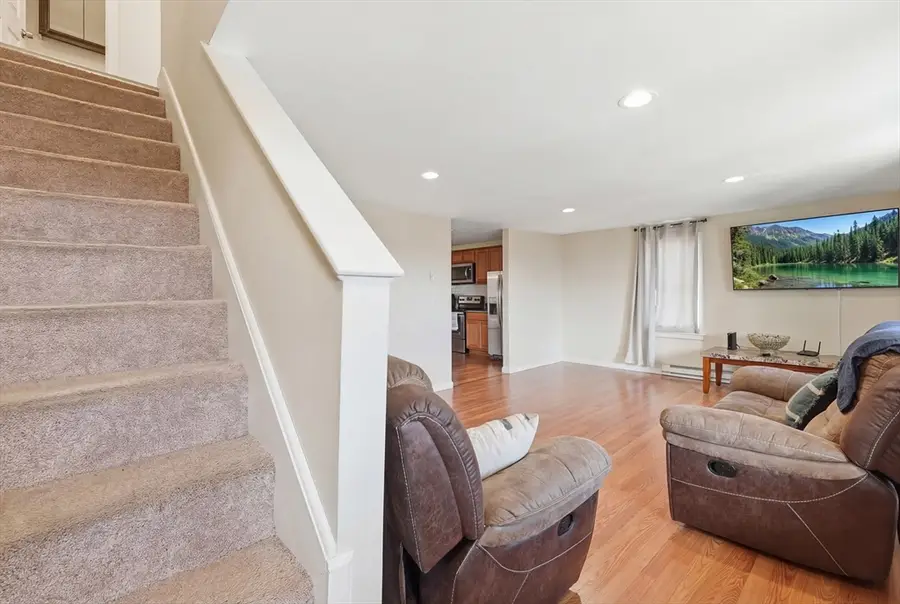 5 Swan Ave #B, Worcester, MA 01602 - #3