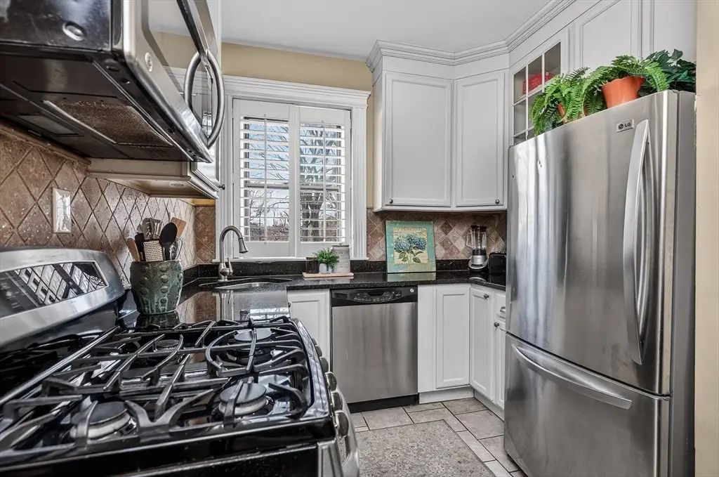 60 Charlesgate E #106, Boston, MA 02215 - #1