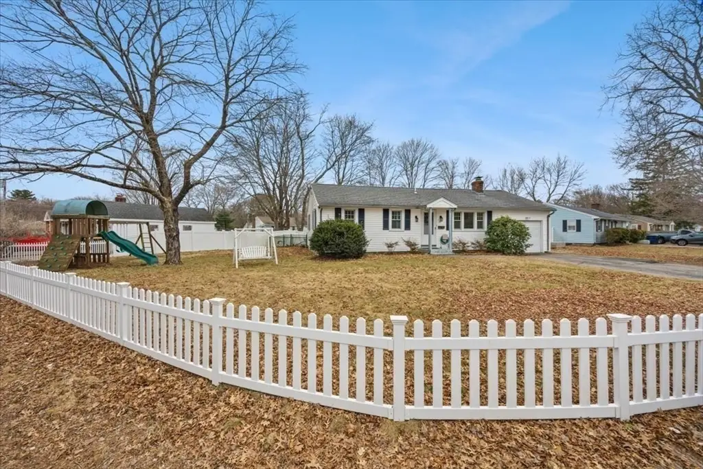 27 Suffolk Rd, Sharon, MA 02067 - #1