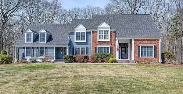 7 S Barn Rd, Hopkinton, MA 01748