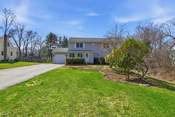 235 Vineland Ave, East Longmeadow, MA 01028