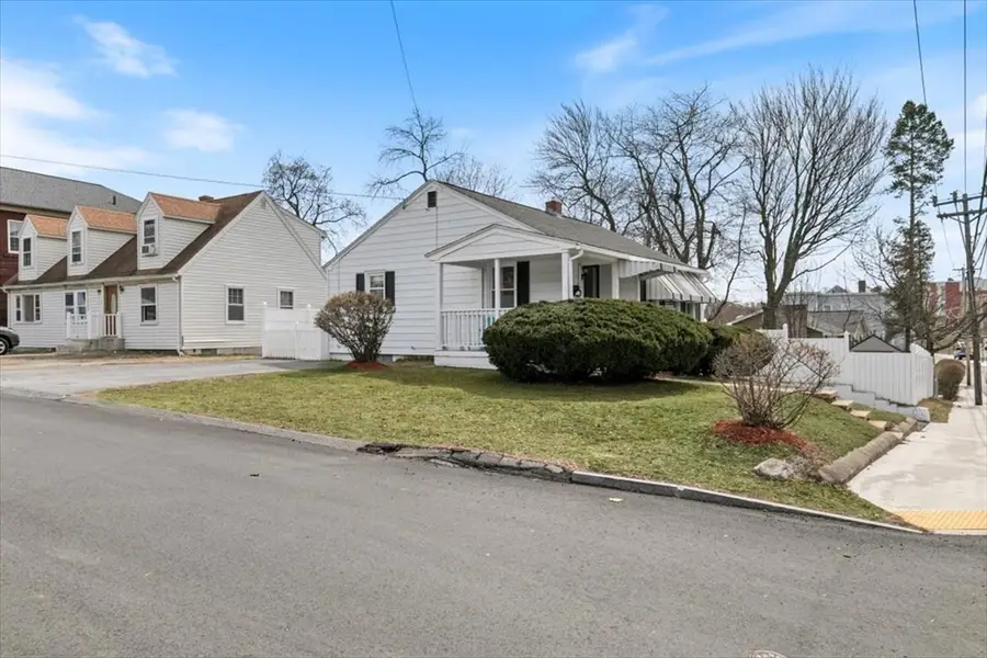 325 E Haverhill St, Lawrence, MA 01841 - #3