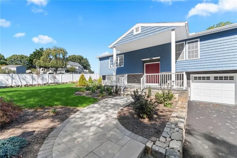 4 Shore Rd, Westerly, RI 02891 - #2