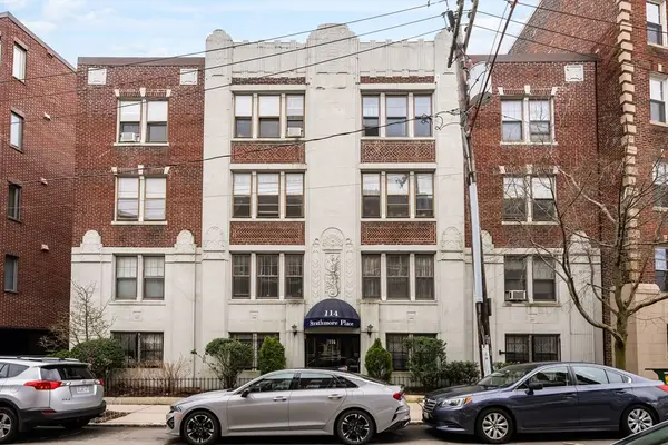 114 Strathmore Rd #404, Boston, MA 02135