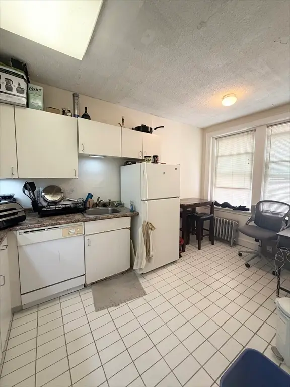 114 Strathmore Rd #404, Boston, MA 02135 - #3