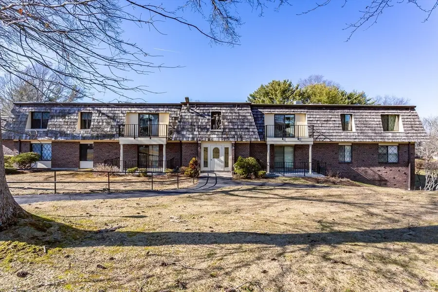 4700 N Main St #1K, Fall River, MA 02720 - #2