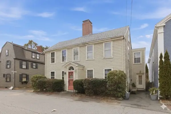 9 Waldron Court, Marblehead, MA 01945