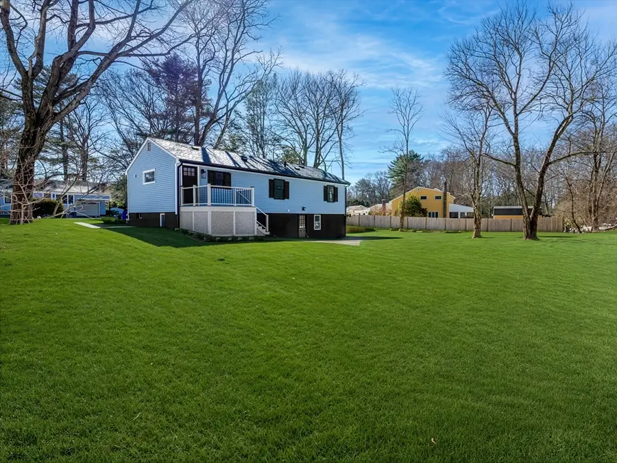 41 Flora Rd, Attleboro, MA 02703 - #2