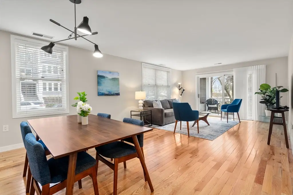 25 Holly Ln #1D, Chestnut Hill, MA 02467 - #1