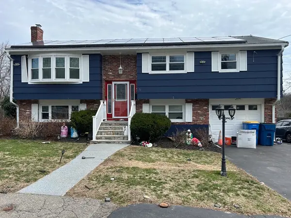 5 Dartmouth St, Randolph, MA 02368