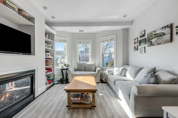 720 E 8th St #2, Boston, MA 02127