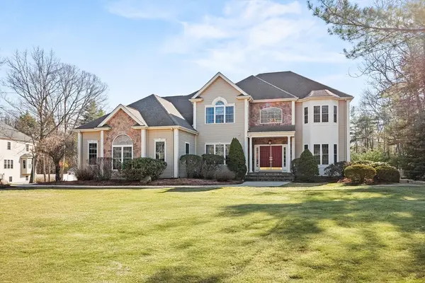 43 Lenox Drive, Franklin, MA 02038