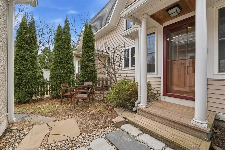 32 N Prospect St #5, Amherst, MA 01002 - #2