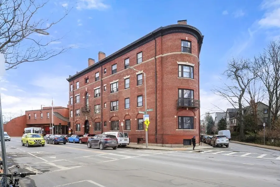 754 Centre Street #9, Boston, MA 02130 - #2