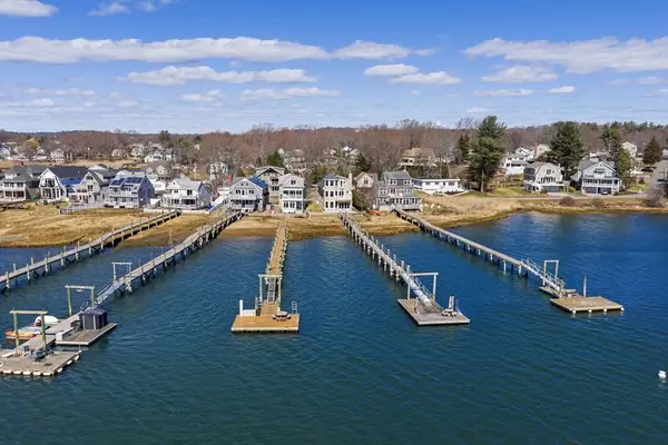 4 Foster's Point, Beverly, MA 01915