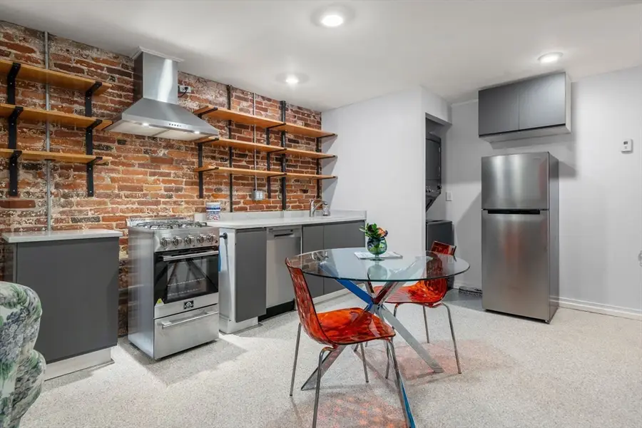 26 Unity St #1, Boston, MA 02113 - #2