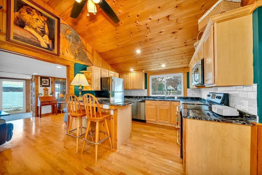 1 Bisson Ln, Merrimac, MA 01860 - #3