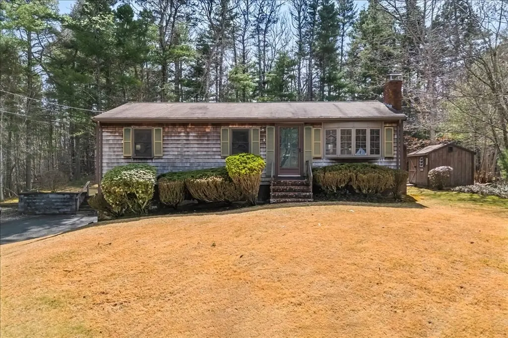 88 Plymouth St, Halifax, MA 02338 - #1