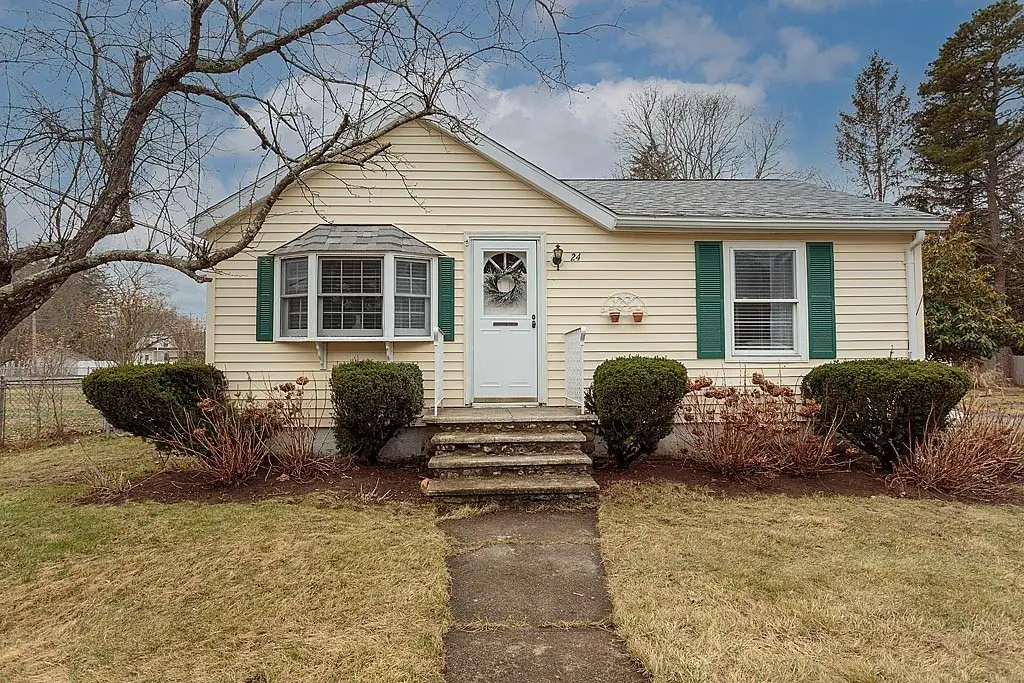 24 Laurel Ave, Wilmington, MA 01887 - #1