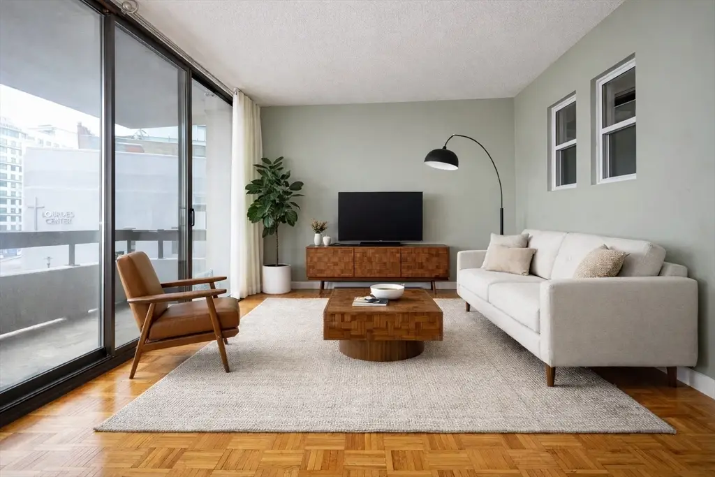 566 Commonwealth Ave #304, Boston, MA 02215 - #1