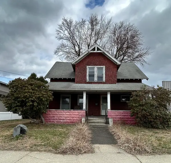 28 Larone Ave, West Springfield, MA 01089