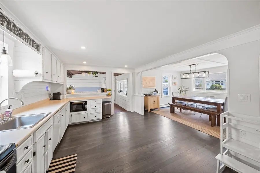 27 Churchill Ave, Whitman, MA 02382 - #3