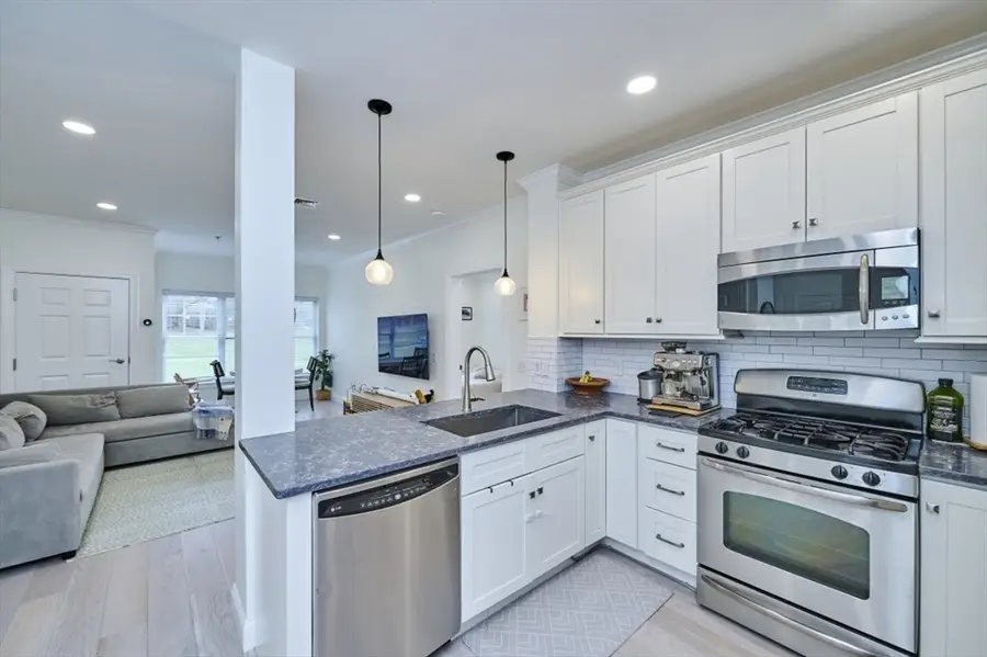 35 Commonwealth Ave #103, Newton, MA 02467 - #3