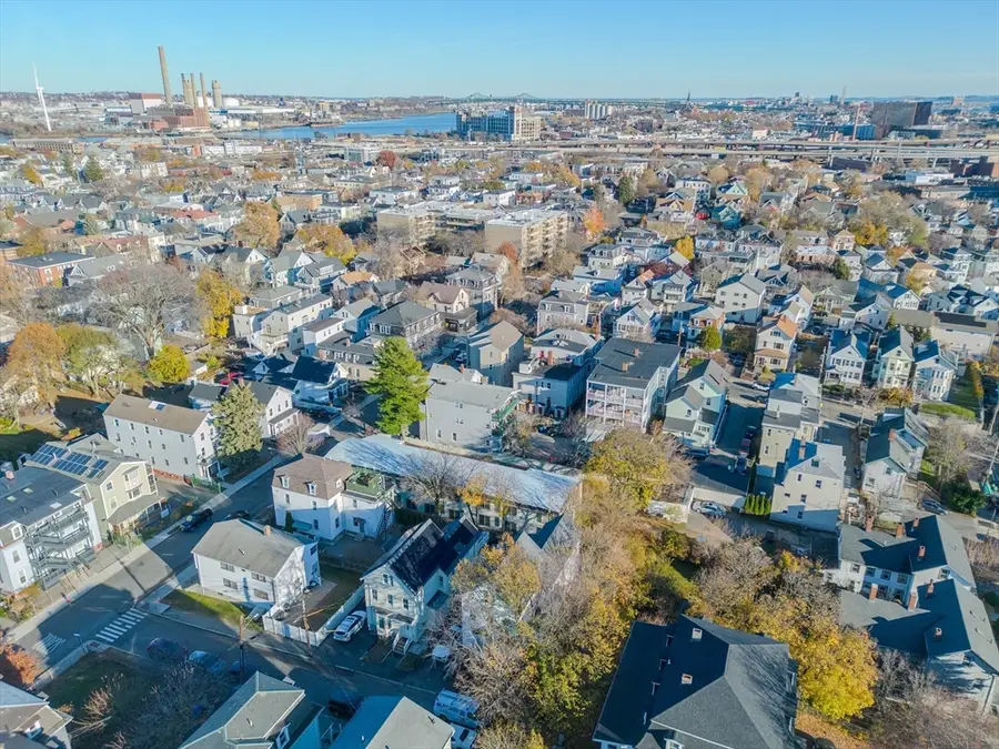 2 Hillside Ave, Somerville, MA 02145 - #2