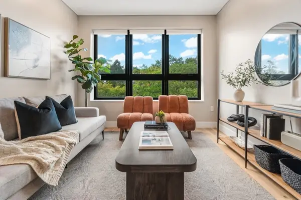 70 Leo Birmingham Parkway #U504, Boston, MA 02135