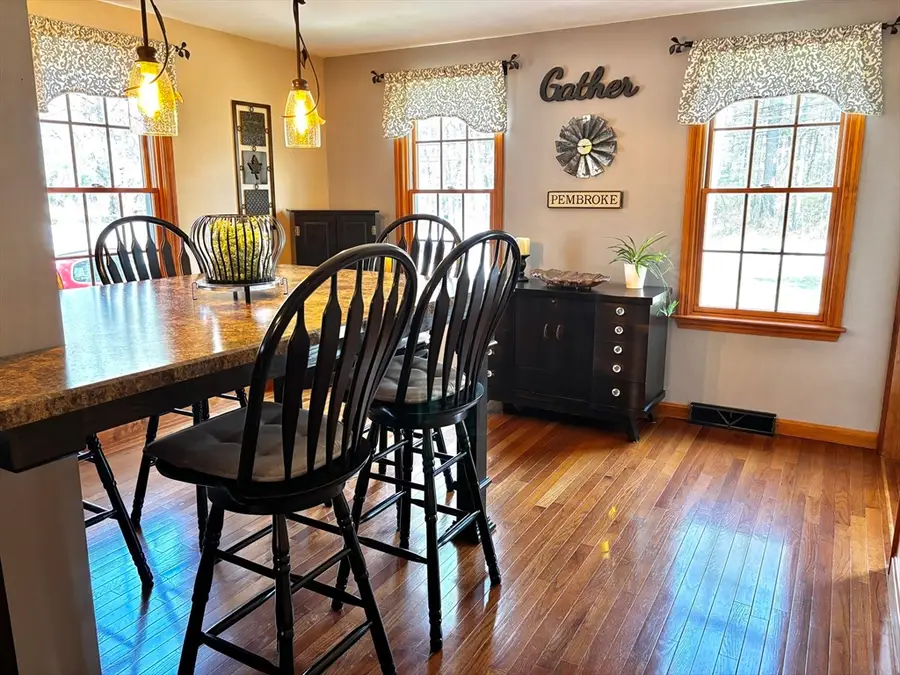 627 School St, Pembroke, MA 02359 - #3