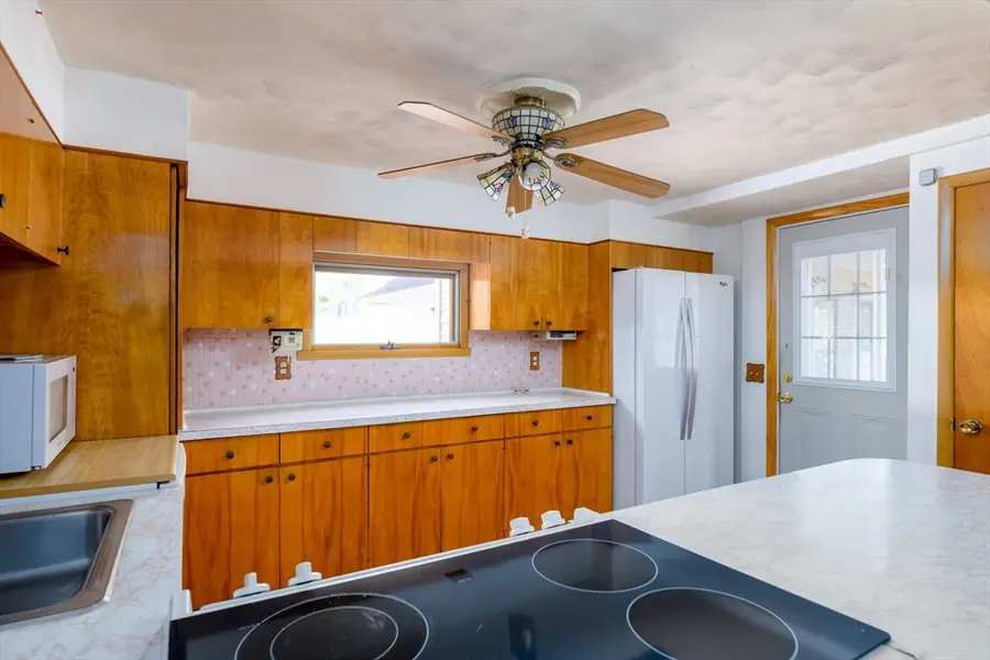 1138 Wachusett St, Jefferson, MA 01522 - #2