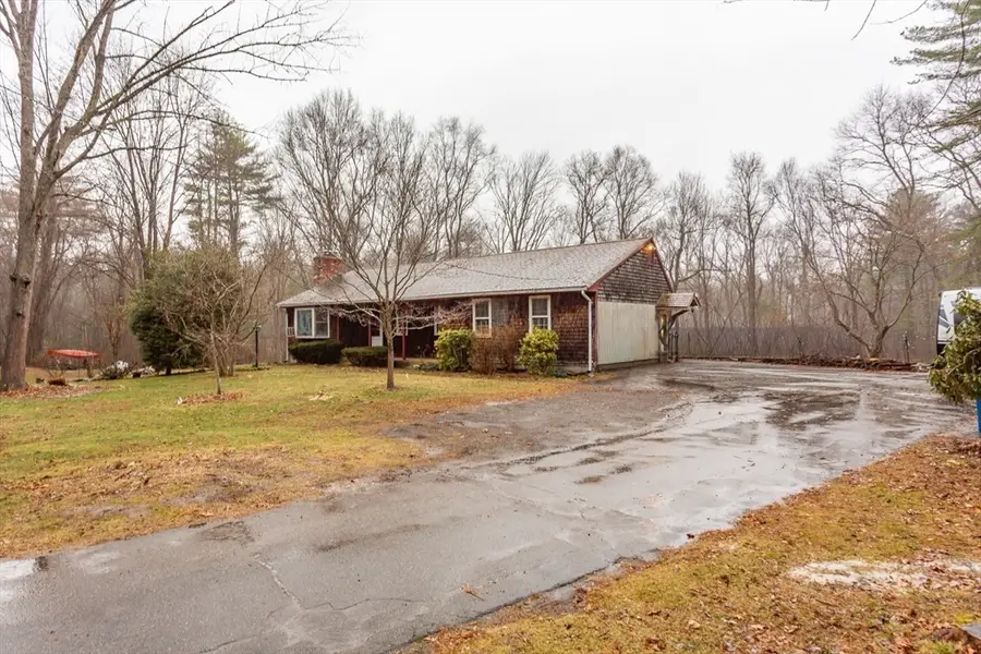 286 S Worcester St, Norton, MA 02766 - #2